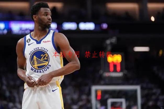 格林批评维金斯、库明加打球不积极，没有利用好自己的身体天赋